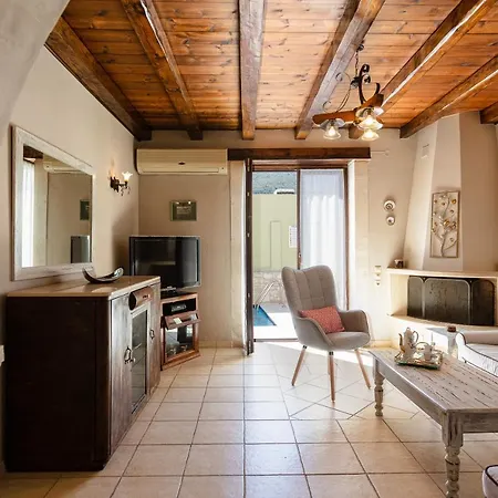 Villa Sokaki Villas, Rustic Ambience *