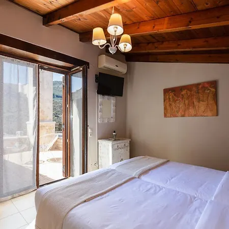 Villa Sokaki Villas, Rustic Ambience