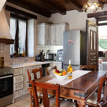 Villa Sokaki Villas, Rustic Ambience